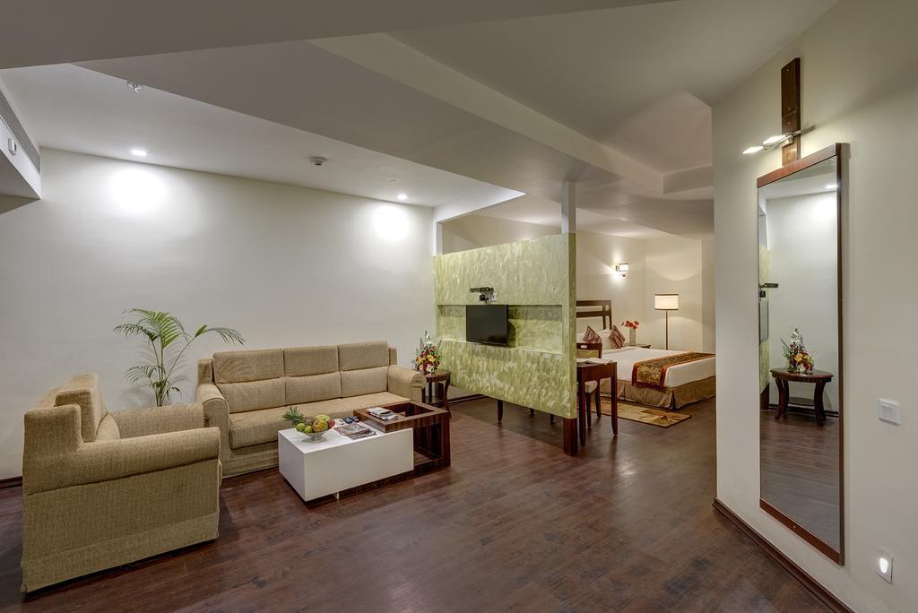 The Fern Residency Galaxy Mall Burnpur Zimmer foto